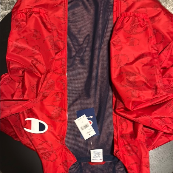 Red Champion Windbreaker Jacket Size Boys: (18-20) - Picture 3 of 5
